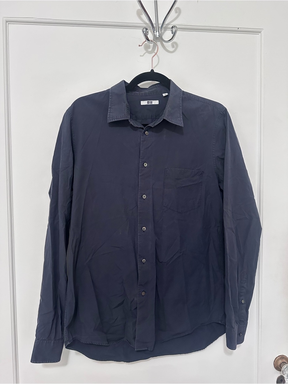 Uniqlo navy cotton button down shirt -M